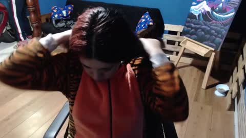 diana online show from March 9, 10:19 am