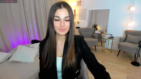 Diana online show from March 12, 1:36 pm