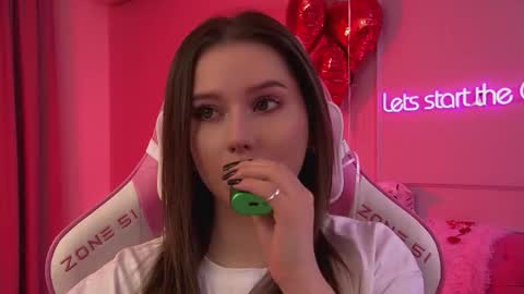 Diana online show from February 12, 6:42 pm