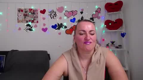 Diana online show from March 6, 5:00 pm