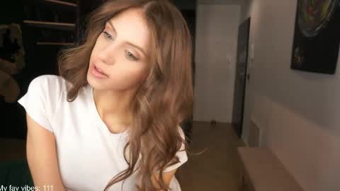 dianastar18 online show from April 17, 8:44 pm