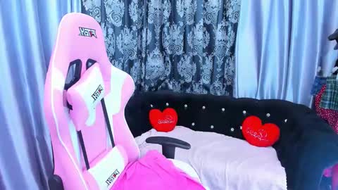 Dianna online show from March 8, 6:30 am