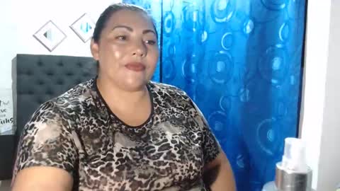 Mariana online show from February 6, 2:44 am