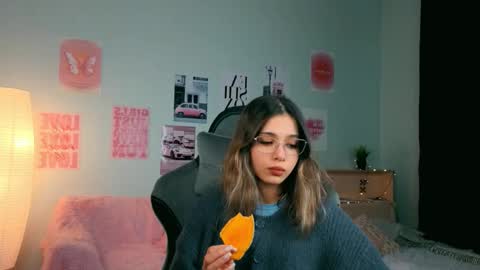 Sara Connor online show from February 6, 1:25 pm