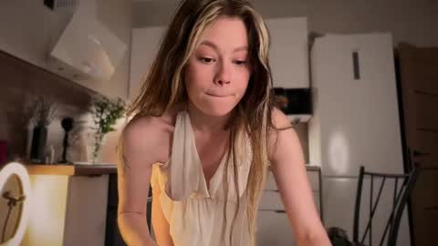 Diana online show from May 12, 2:20 am