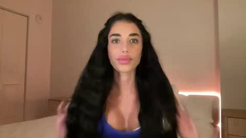 Diriany Isabel online show from November 10, 1:22 am