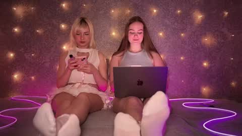 Hannah online show from February 5, 8:04 pm