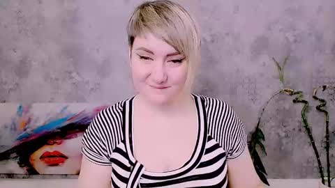 djullia online show from February 9, 8:16 am