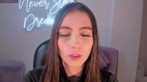 Dolcie  online show from March 4, 1:28 pm