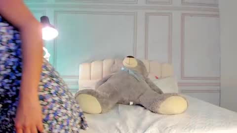 doll_meyleer22 online show from October 8, 12:20 pm