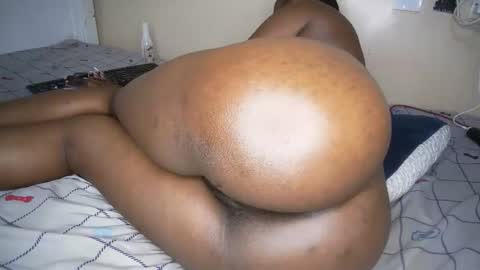 dollqueen_ online show from September 26, 7:06 am