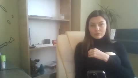 DollyRoma online show from April 8, 8:38 am