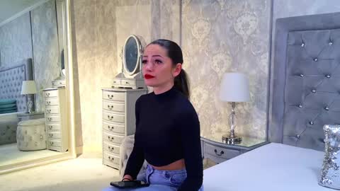 Donna online show from January 19, 7:26 pm