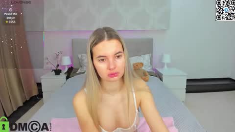 Donna On GMT2 Mon-Fri 3-9 AM online show from February 19, 12:10 am