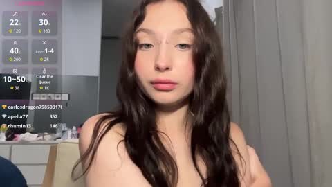 Stacy online show from March 3, 8:48 pm