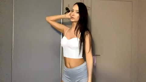 Kate online show from April 19, 6:10 pm