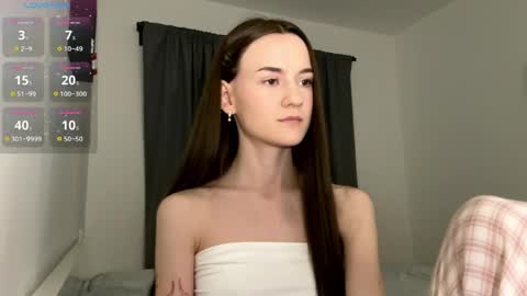 Alice online show from April 6, 8:43 pm