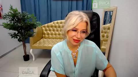 Eva online show from November 11, 8:00 am