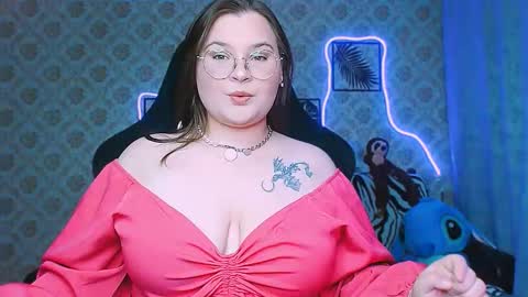 dreamforyoue2 online show from September 14, 7:23 pm