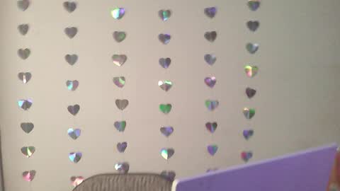 Drippy kitty  online show from December 4, 5:03 pm