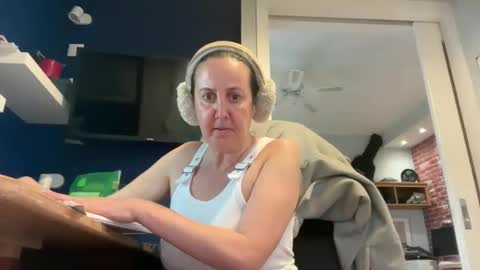 Dr. Resa online show from April 1, 1:41 pm