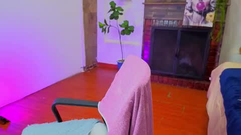 C E L E S T E  online show from March 9, 5:38 pm