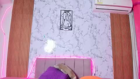 dulce online show from March 1, 11:15 pm