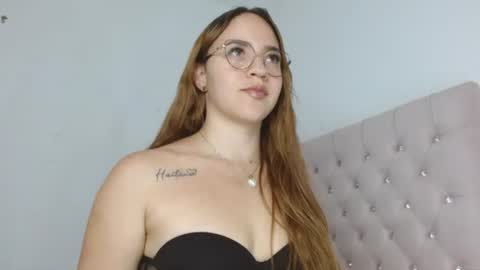 Dulce  online show from July 19, 1:41 am