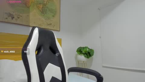 V I C T O R I A online show from October 30, 3:20 am