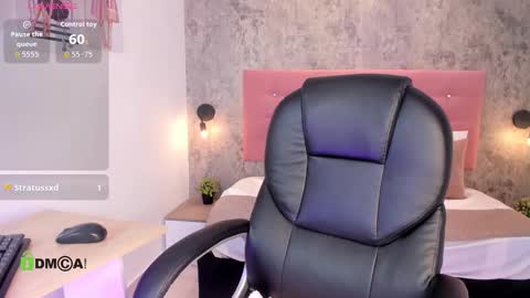 Dulce Rose online show from September 19, 1:59 am