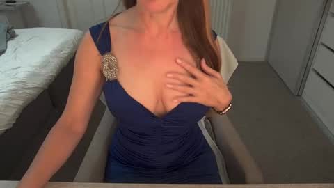 Ambertje040 online show from October 21, 7:45 am