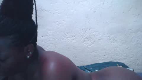 ebony_candy1998 online show from February 9, 4:07 pm