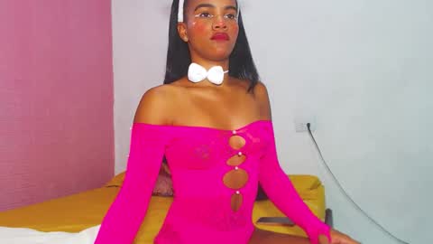 ebony_cocklover online show from February 27, 10:15 am