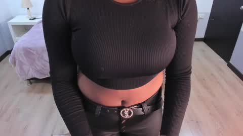 ebony_fantasy2 online show from October 4, 12:11 pm
