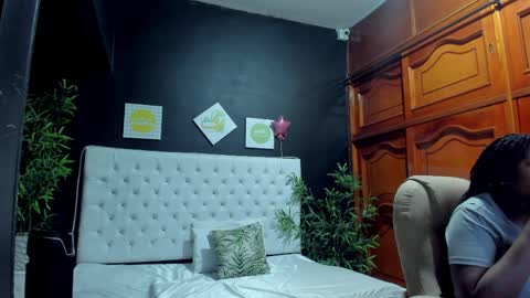 ebony_katterin online show from April 4, 11:09 am