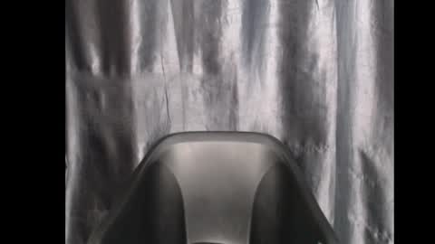 Ella online show from March 4, 9:49 am