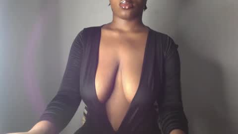 delilah online show from December 17, 6:02 am