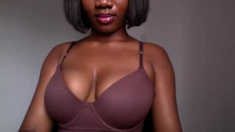 delilah online show from April 5, 10:58 am