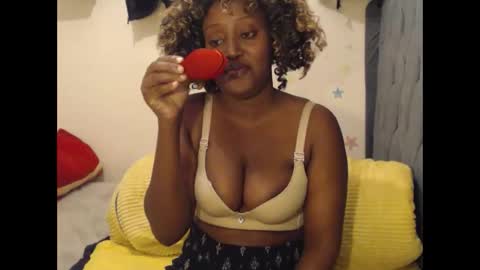 ebonyaswetly online show from May 19, 3:46 am