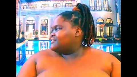 ebonyhotbuns4u2luv online show from April 2, 1:41 pm