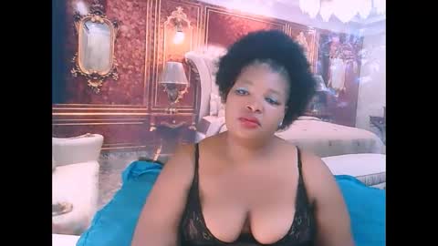 CoCo online show from November 18, 6:25 am