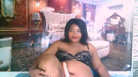 CoCo online show from November 1, 7:18 pm