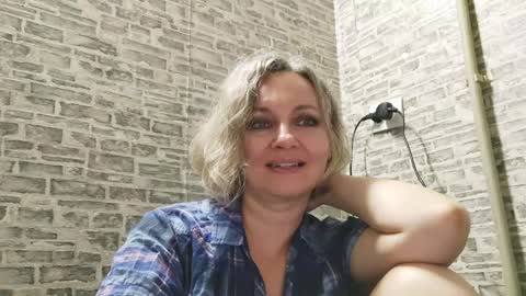 edithmanning online show from January 18, 5:48 pm