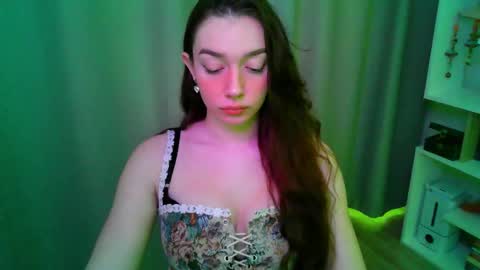 effie_balconii online show from March 17, 9:02 am