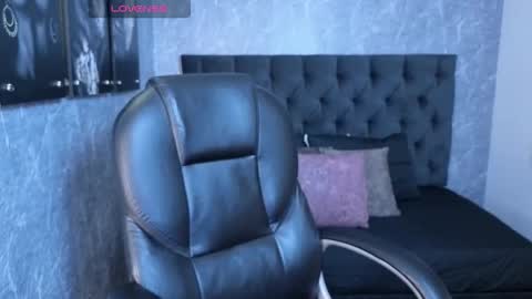 eileen__stone online show from October 18, 7:26 pm