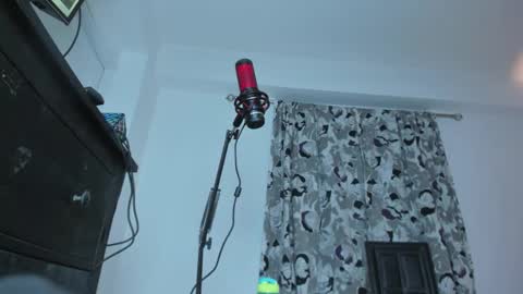 eileen_pinkman online show from October 27, 3:46 am