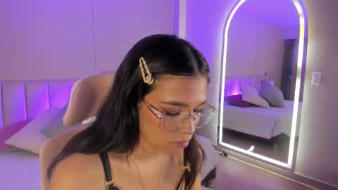 eimmy_bm online show from December 5, 7:59 pm