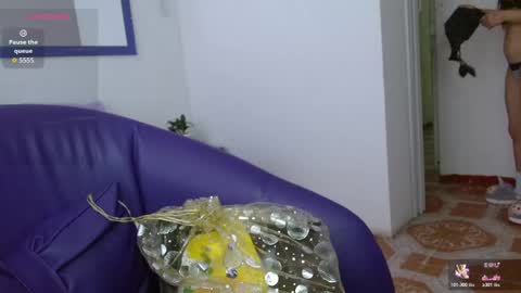 eimy01 online show from April 21, 12:12 pm