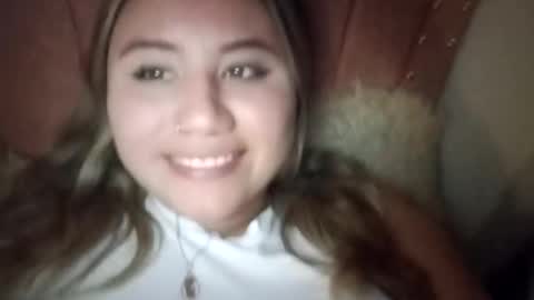 EIMY   MODEL INDEPENDENT online show from February 20, 6:19 am