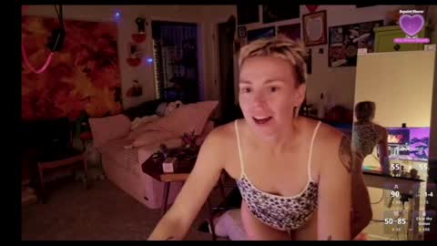 ejrabloom online show from April 21, 6:42 am